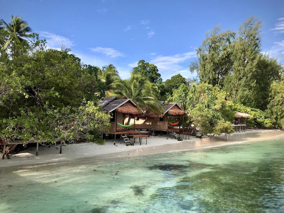 Tabari Dive Lodge Pulau Mansuar エクステリア 写真