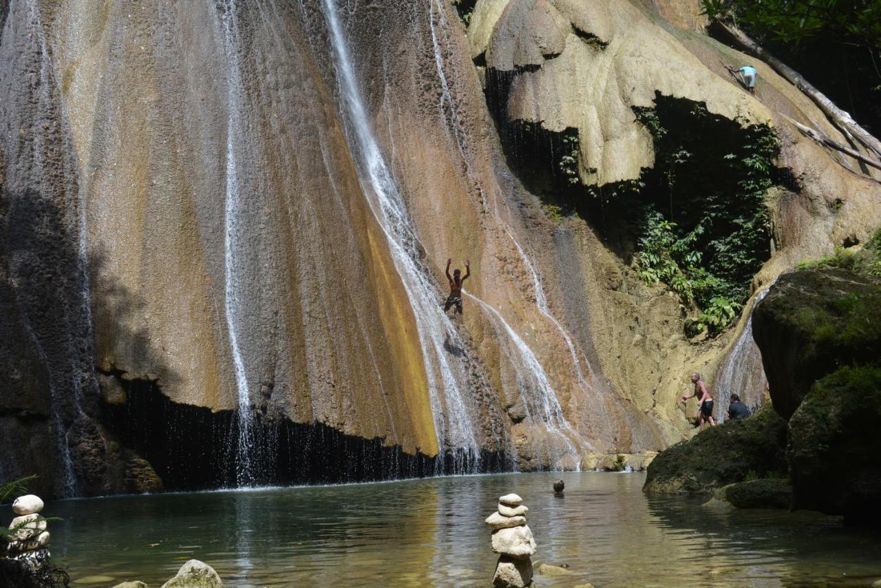 Tabari Dive Lodge Pulau Mansuar エクステリア 写真