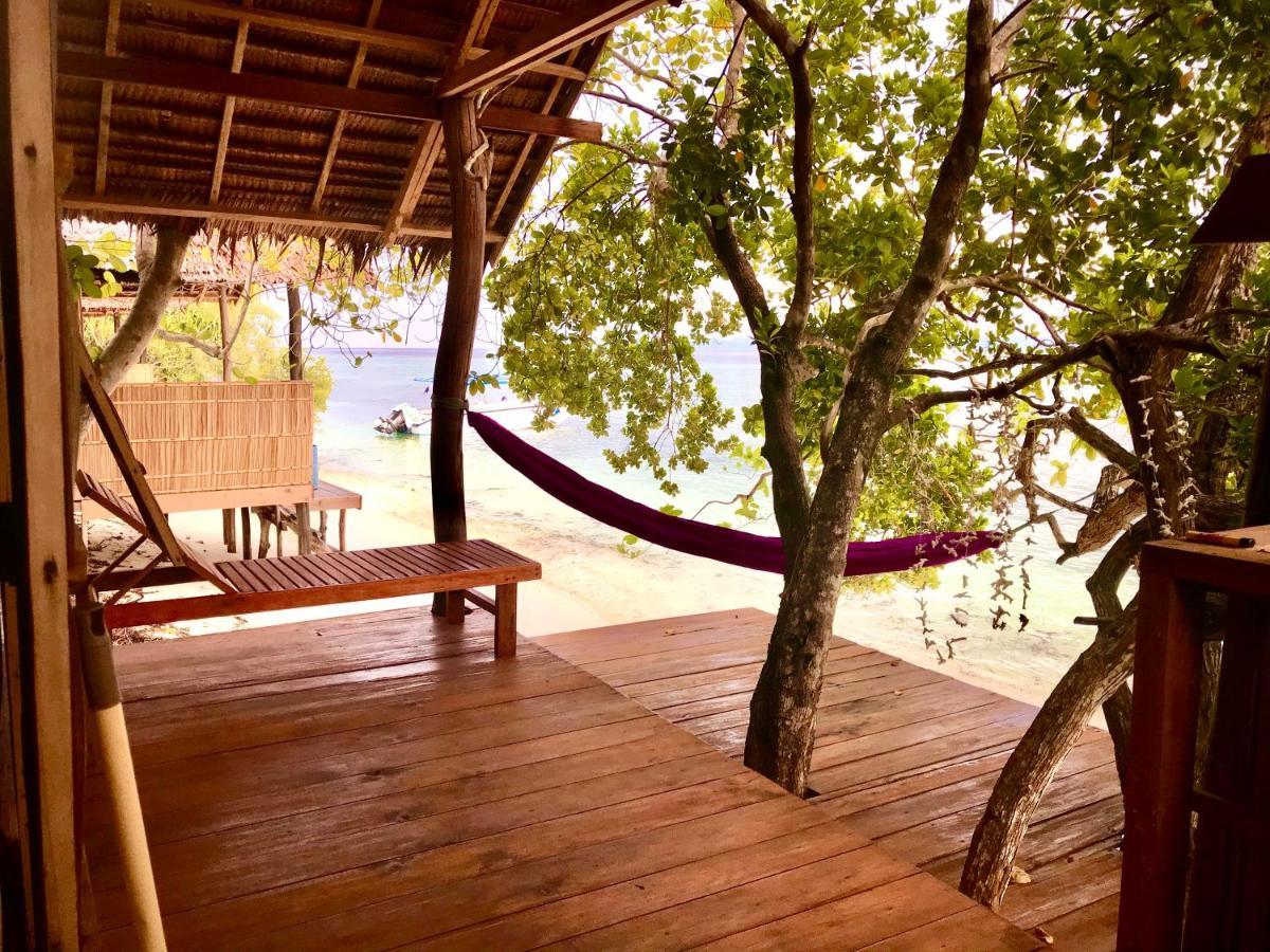 Tabari Dive Lodge Pulau Mansuar エクステリア 写真