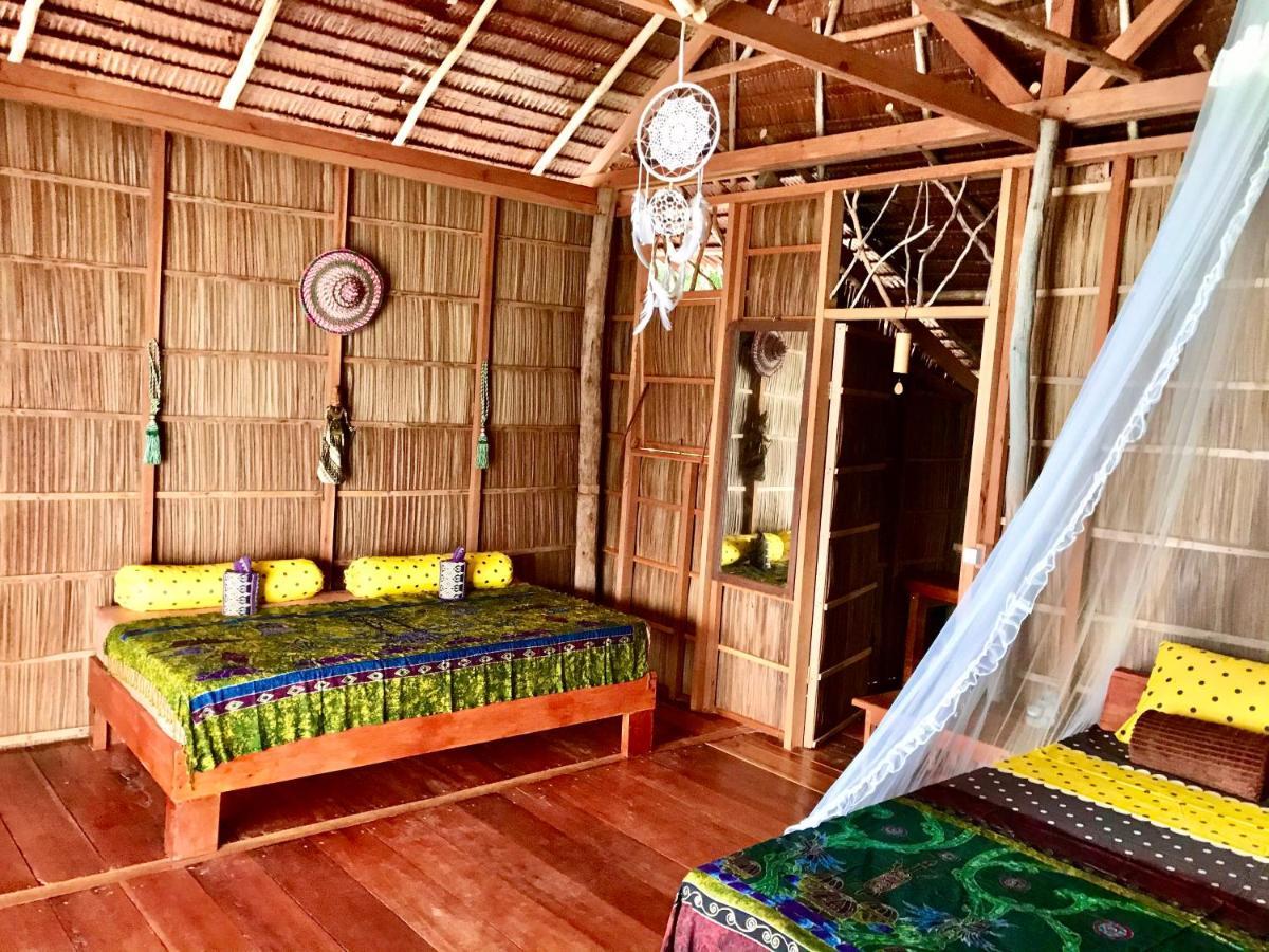 Tabari Dive Lodge Pulau Mansuar エクステリア 写真