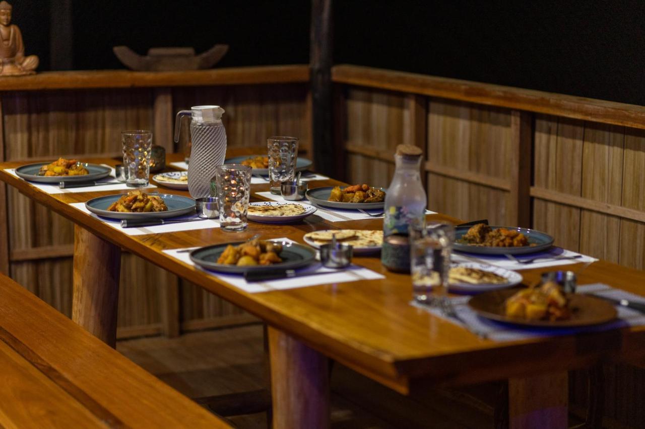 Tabari Dive Lodge Pulau Mansuar エクステリア 写真